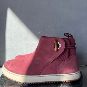 L.L.Bean Mountainside Toggle
Boots Red Nubuck Leather Women’s Size 7 US